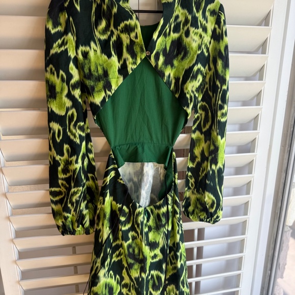 The wolf gang Light green Sofia dress NWT Sz S - Picture 7 of 7
